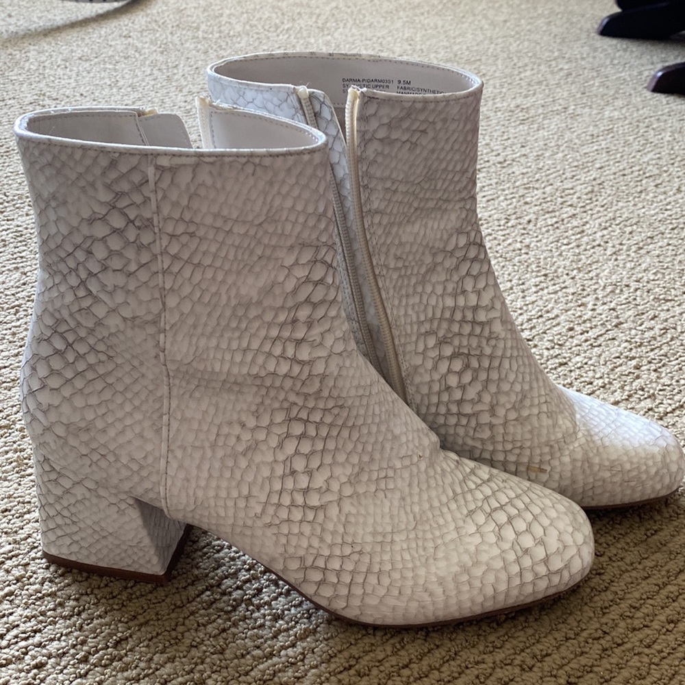 Steve Madden booties